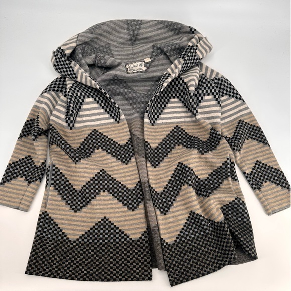 Anthropologie Field & Flower Chevron Striped Hooded Sweater Size Small NO BELT - Picture 2 of 6